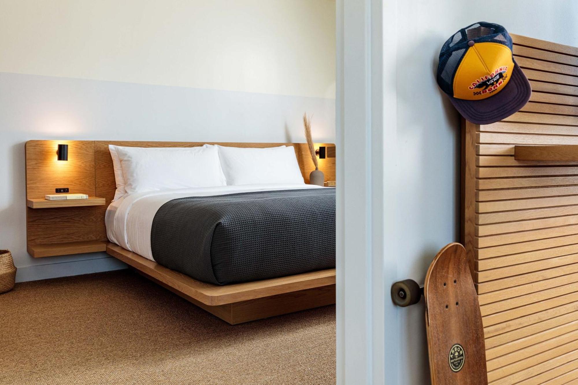 Hotel June West La, A Member Of Design Hotels Лос-Анджелес Екстер'єр фото